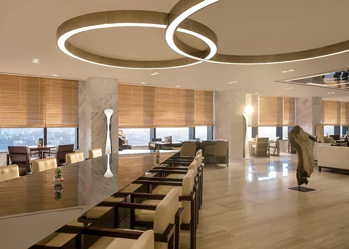 Отель Novotel Ambassador Yongsan