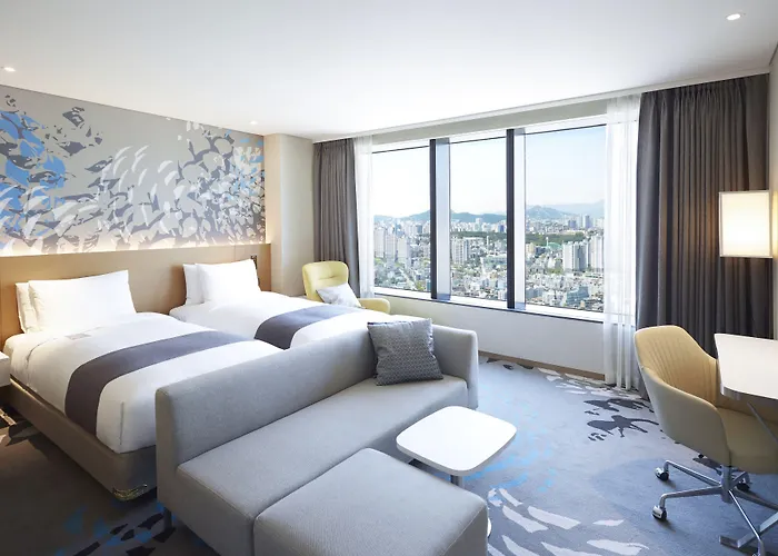 Novotel Ambassador Yongsan 5* Сеул